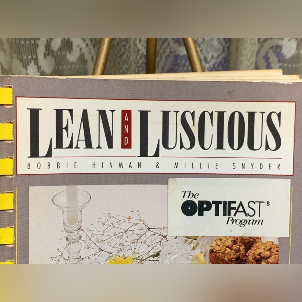 ⚠️ LAST CHANCE ⚠️ 2 VINTAGE LEAN AND LUSCIOUS COOKBOOKS - Picture 3 of 11